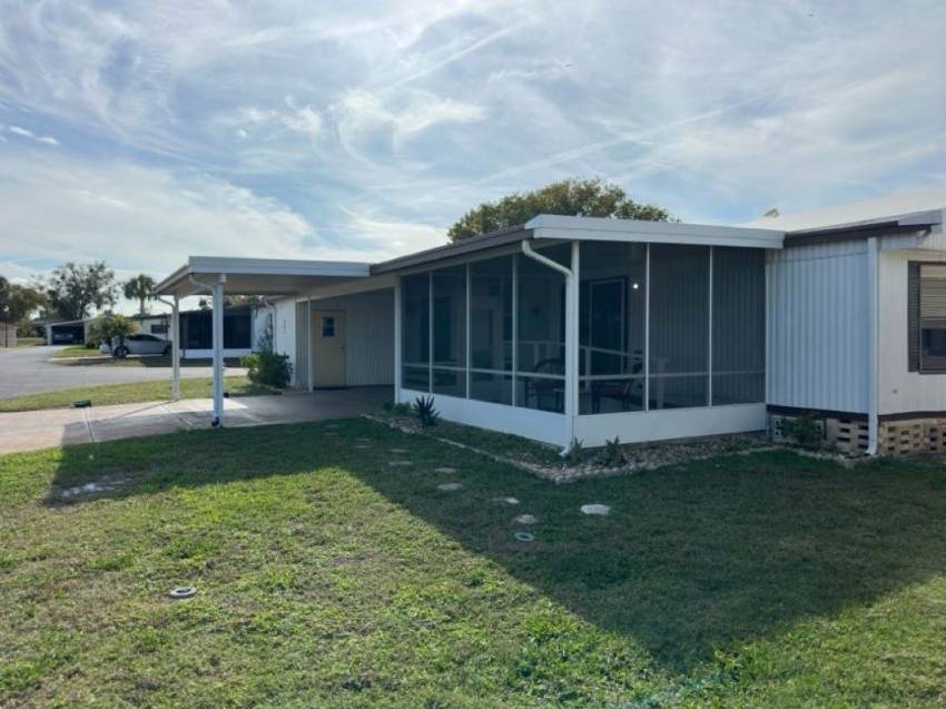 681 Lake Henry a Winter Haven, FL Mobile or Manufactured Home for Sale